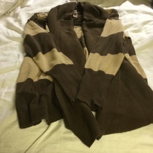 george and martha Sweaters - Brown and tan sweater
